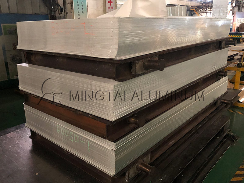 食品模具用鋁板對于中厚鋁板衛(wèi)生標準有啥要求？