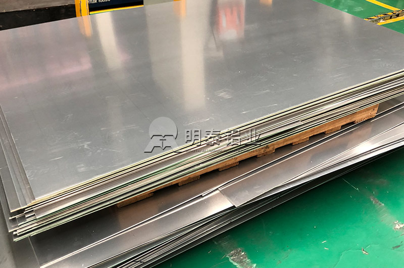 廣東電池托盤(pán)用鋁合金板帶規(guī)格有哪些？具體價(jià)格多少